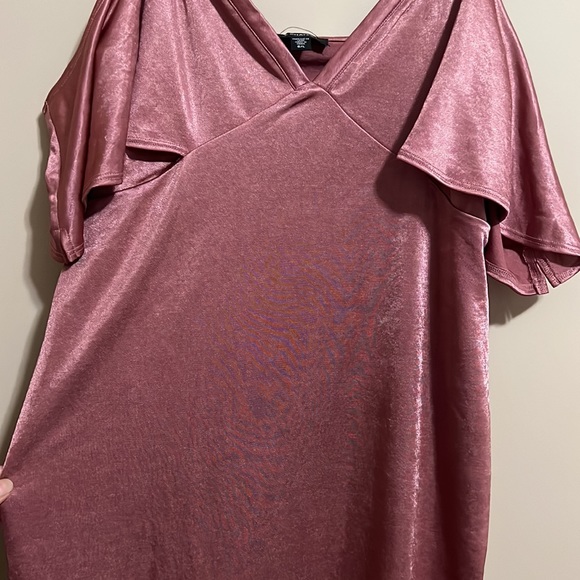 Pink shimmery le chateau dress size large. - Picture 2 of 2